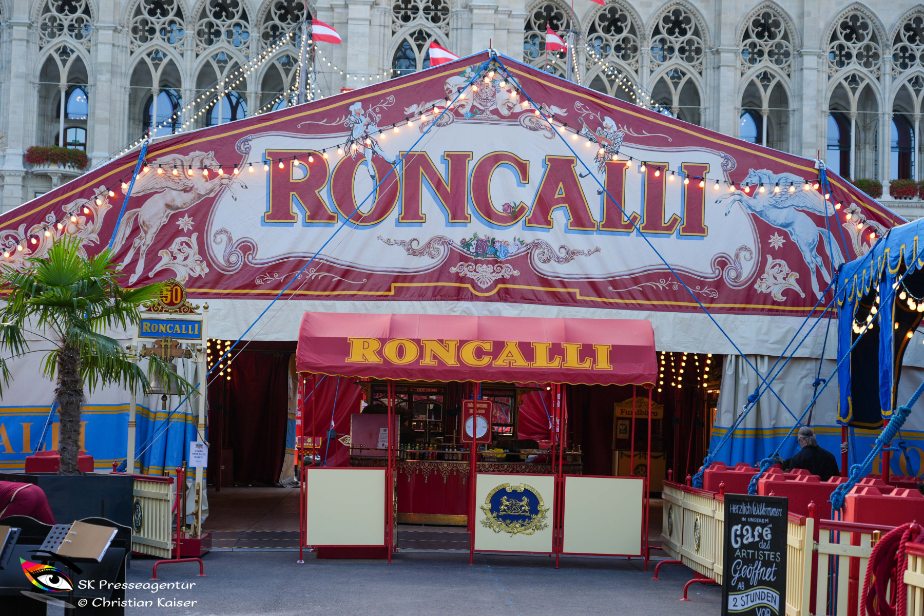 50-Jahre-Circus-Theater-Roncalli-Wien-feiert-Bernhard-Paul-und-seine-Liebe-zur-Nostalgie-und-den-Mut-zur-Innovation-16.9.2026-Adobe-2
