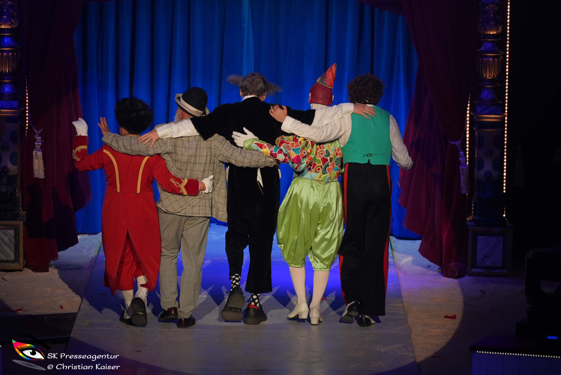50-Jahre-Circus-Theater-Roncalli-Wien-feiert-Bernhard-Paul-und-seine-Liebe-zur-Nostalgie-und-den-Mut-zur-Innovation-16.9.2026-Adobe-262