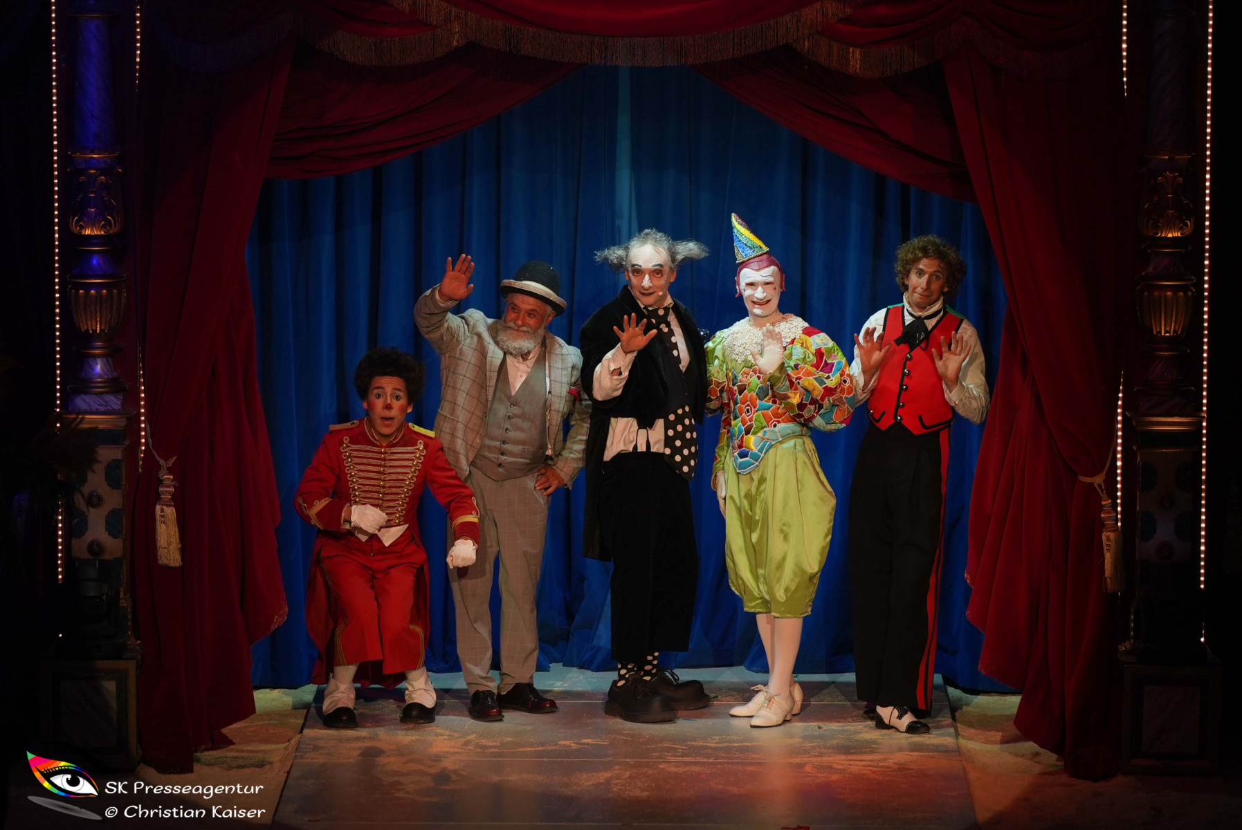 50-Jahre-Circus-Theater-Roncalli-Wien-feiert-Bernhard-Paul-und-seine-Liebe-zur-Nostalgie-und-den-Mut-zur-Innovation-16.9.2026-Adobe-263