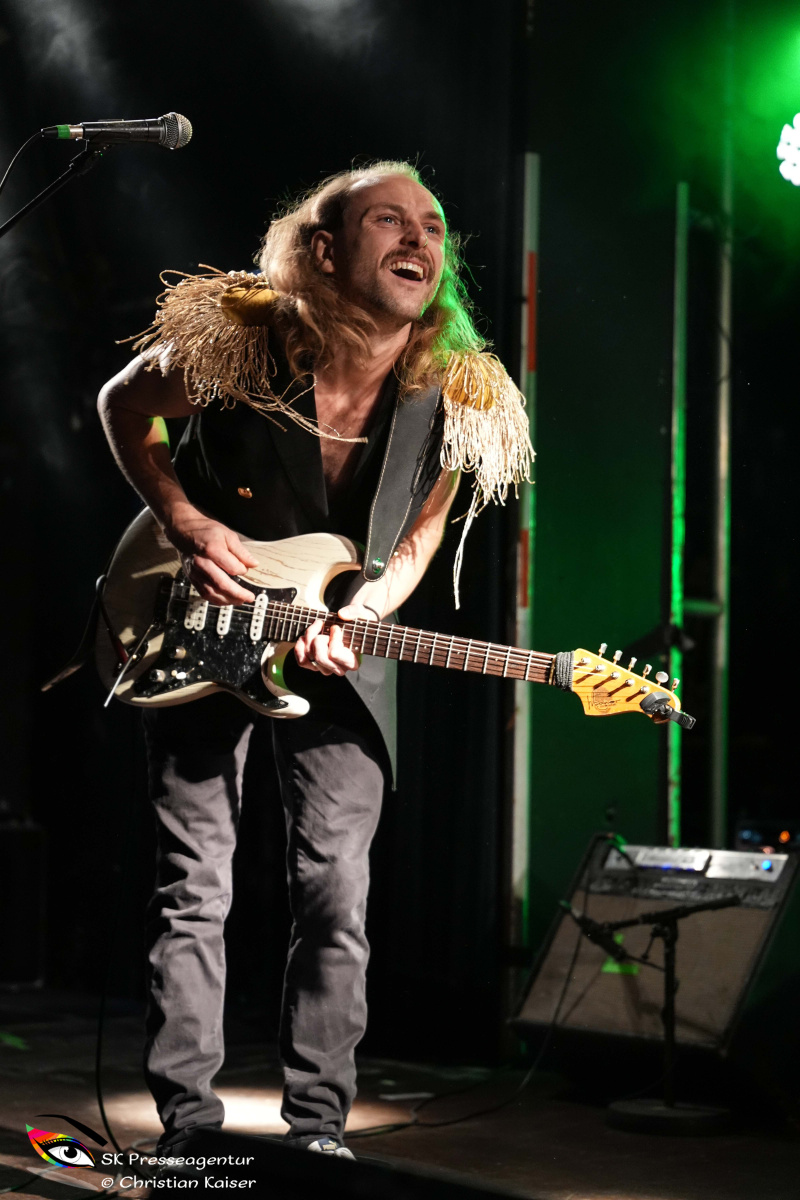 Metternich-Album-Release-Show-9.10.2026-Adobe-2