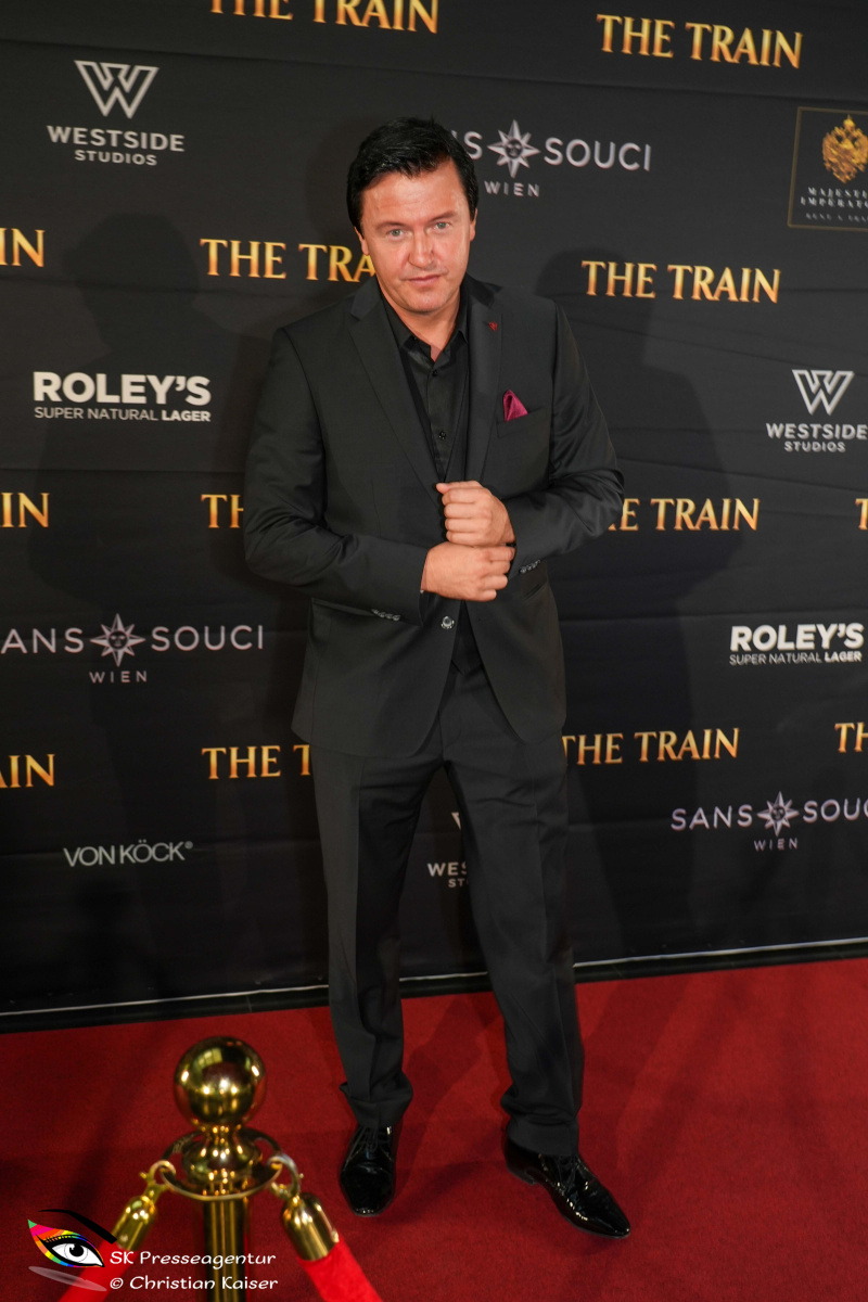 Oesterreich-Filmpremiere-THE-TRAIN-22.9.2026-Adobe-11